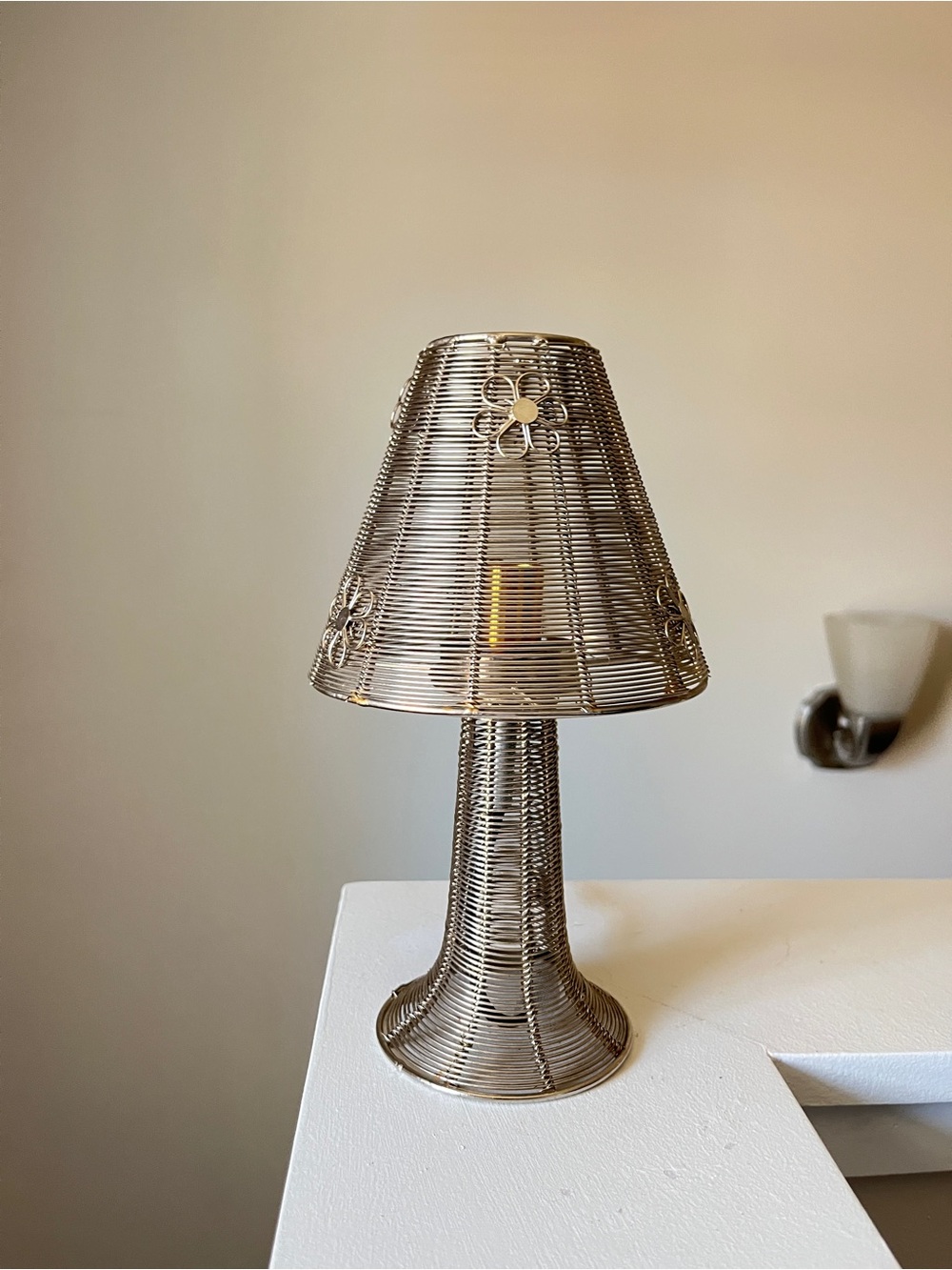 MCM Vibe Woven Metal Table Lamp in Brushed Silver